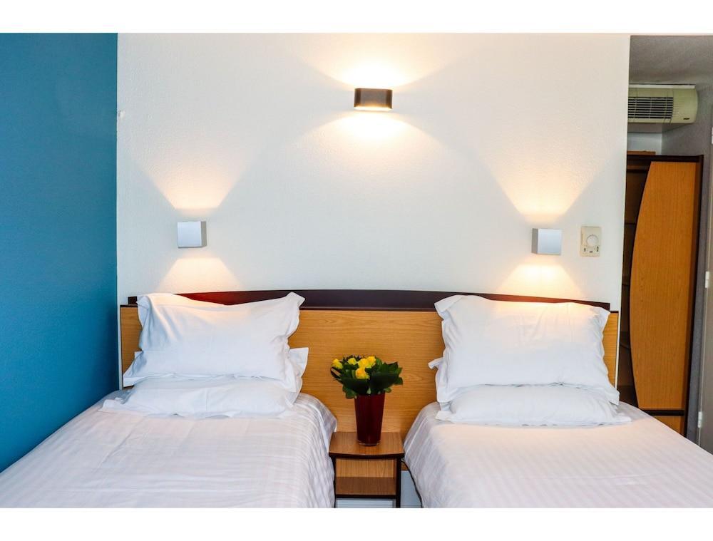 Kyriad Direct Roanne Hotel Екстериор снимка